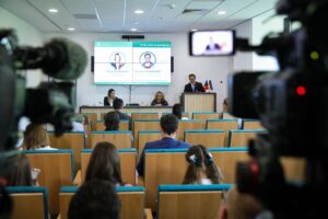 C𝐨𝐥𝐚𝐛𝐨𝐫𝐚𝐫𝐞 𝐫𝐨𝐦ân𝐨-𝐠𝐞𝐫𝐦𝐚𝐧ă în  𝐝𝐨𝐦𝐞𝐧𝐢𝐮𝐥 𝐦𝐞𝐝𝐢𝐮𝐥𝐮𝐢 ș𝐢 𝐚𝐥 𝐜𝐥𝐢𝐦𝐞𝐢