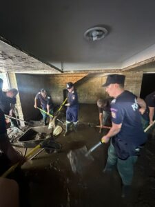 Intervenții neîncetate după viituri: salvatorii acționează în județele Neamț și Suceava