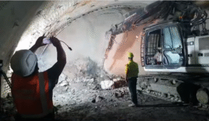 DRDP CRAIOVA – 5 detonări pe zi, la Tunelul Robești – Video