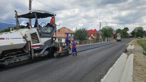 Au reînceput lucrările de lărgire a DN73, între Brașov și Cristian!