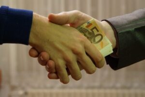 A cerut 1000 de lei să facă o operație