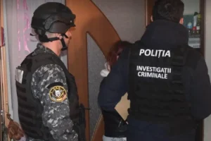 10 PERCHEZIȚII DOMICILIARE PRIVIND CONSTITUIREA UNUI GRUP INFRACȚIONAL ORGANIZAT, TRAFIC DE PERSOANE, PROXENETISM, CAMĂTĂ ȘI ȘANTAJ