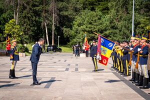 Moșteanu a demisionat din funcția de Ministru al Apărării