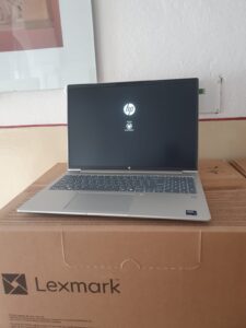 Noi echipamente au fost distribuite unităților de învățământ din Mediaș