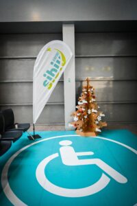 Empatie și sustenabilitate la Aeroportul Internațional Sibiu – un spațiu accesibil și prietenos pentru toți pasagerii