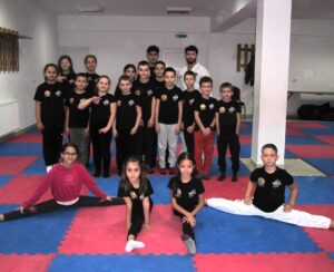 Sport în loc de ecrane: taekwon-do pentru copiii din Turnu Roșu și Sebeșu de Jos