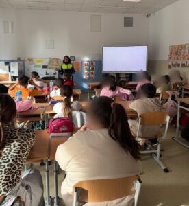 CONTINUĂM ACTIVITĂȚILE DE CREȘTERE A SIGURANȚEI ÎN MEDIUL ȘCOLAR