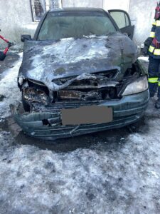 Incendiu la o masină