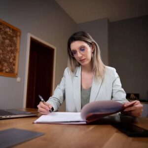 Diana Buzoianu: ,,A fost depusă de către Garda Națională de Mediu sesizarea penală împotriva operatorului care deversa apa menajeră din complexul COSMOPOLIS în râul Pasărea.”