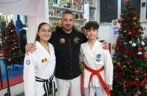Copii de preot, campioni la taekwon-do și premianți la învățătură