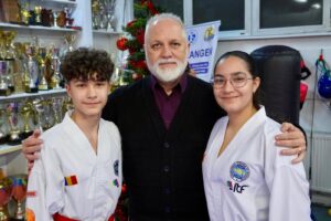 Duhovnic de campioni și șef de galerie: preotul Darius Todor este cel care a inventat sloganul clubului „Puma”