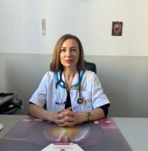 Interviu cu dr. Adina Tecoanță, medic specialist pneumolog: Bolile pulmonare care scapă diagnosticului: cum ajung pacienții prea târziu la medic