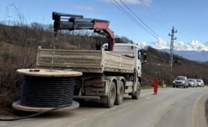 Extinderea rețelei electrice de joasă tensiune, în curs de implementare în comuna Sadu