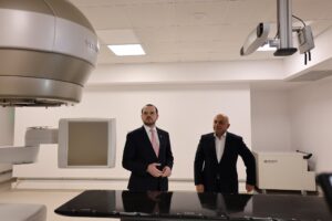 România intră într-o nouă etapă în tratamentul oncologic, prin infrastructură construită la cel mai înalt nivel de siguranță