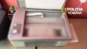 Și-au făcut fabrică de bani