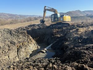 Primăria orașului Copșa Mică anunță că rezerva de apă din bazinele orașului a fost epuizată