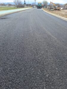 Drumul peste Câmpșor se redeschide traficului, după lucrări de modernizare a rețelei de apă