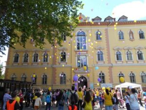 Consiliul Județean – 𝑪𝒂̆𝒖𝒕𝒂̆𝒎 𝒑𝒓𝒐𝒊𝒆𝒄𝒕𝒂𝒏𝒕 𝒑𝒆𝒏𝒕𝒓𝒖 𝒍𝒖𝒄𝒓𝒂̆𝒓𝒊𝒍𝒆 𝒅𝒆 𝒄𝒐𝒏𝒔𝒐𝒍𝒊𝒅𝒂𝒓𝒆 𝒔𝒆𝒊𝒔𝒎𝒊𝒄𝒂̆, 𝒆𝒇𝒊𝒄𝒊𝒆𝒏𝒕𝒊𝒛𝒂𝒓𝒆 𝒆𝒏𝒆𝒓𝒈𝒆𝒕𝒊𝒄𝒂̆ 𝒔̦𝒊 𝒎𝒐𝒅𝒆𝒓𝒏𝒊𝒛𝒂𝒓𝒆 𝒂 𝑪𝒆𝒏𝒕𝒓𝒖𝒍𝒖𝒊 𝑺̦𝒄𝒐𝒍𝒂𝒓 𝒑𝒆𝒏𝒕𝒓𝒖 𝑬𝒅𝒖𝒄𝒂𝒕̦𝒊𝒆 𝑰𝒏𝒄𝒍𝒖𝒛𝒊𝒗𝒂̆ 𝒏𝒓. 2 𝑺𝒊𝒃𝒊𝒖!