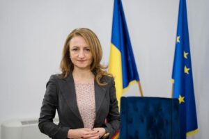 CJ vine cu explicații cu privire la achiziționarea microbuzelor școlare