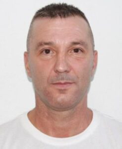 DACĂ L-AȚI VAZUT, ANUNȚAȚI URGENT POLIȚIA!