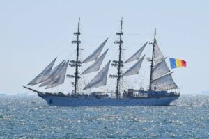 MApN – Nava-școală „Mircea” pornește din nou peste Atlantic!