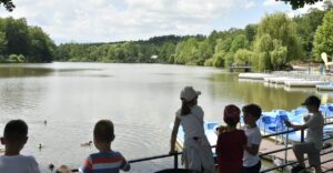 Cadou de 1 iunie pentru toții copiii: gratuit la Zoo Sibiu și la Complexul Lacul Binder