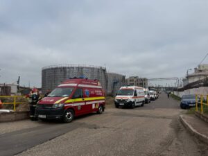 DSU – În Portul Constanța – Dana 78, o dronă maritimă naufragiată, descoperită în această dimineață, s-a autodetonat în jurul orei 10:30.