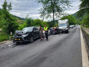 Accident pe DN 7. Au fost implicate 5 mașini