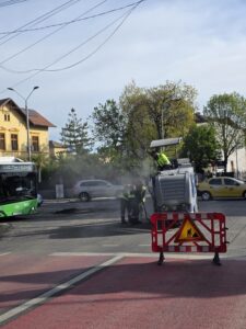 Reparații pe străzile Fabricii, Triajului și N. D. Cocea