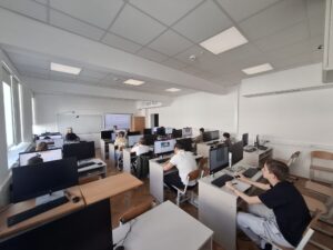 Rezultatele elevilor sibieni la faza națională a Concursului de Geografie ”Terra – mica olimpiadă de geografie” și la faza interjudețeană a Concursului „Terra, de la poveste la realitate”, pentru clasele V – VII