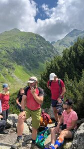 Turiști rămași blocați după o defecțiune la telecabină – Actualizare. VIDEO/FOTO