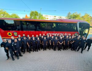 DSU – Un nou contingent de pompieri români a pleacat în Franța pentru continuarea misiunii de combatere a incendiilor de pădure