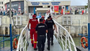 DSU – Intervenție pentru salvarea echipajului unei nave comerciale aflate în dificultate în Marea Neagră