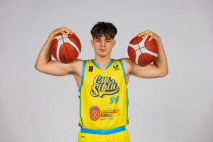 Sibianul în vârstă de 19 ani continuă pentru al 3-lea sezon consecutiv la echipa de seniori a clubului nostru