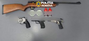 ȘASE ARME NELETALE DEȚINUTE ILEGAL, DESCOPERITE DE POLIȚIȘTII SIBIENI