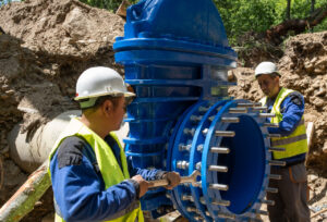 Lucrările de modernizare a infrastructurii de apă și canalizare din municipiul Sibiu avansează. Zona 1 a ajuns la 80% execuție.