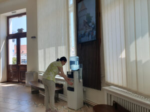 Punctele de răcorire și hidratare, în continuare la dispoziția cetățenilor