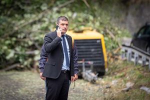 Radu Miruță – “Am stat și eu în coada de mașini formată pe Valea Oltului. Peste o oră”