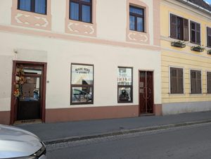 MADE HERE Store – locul unde handmade-ul din toată țara se întâlnește la Sibiu