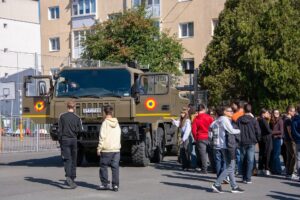 Ziua Armatei României în școli