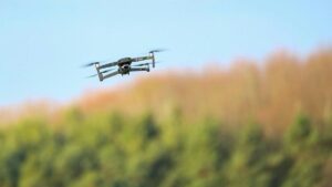 Dronele survolează Avrigul. Au un scop precis